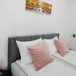 Edwin Apartment