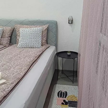 Edwin Apartman
